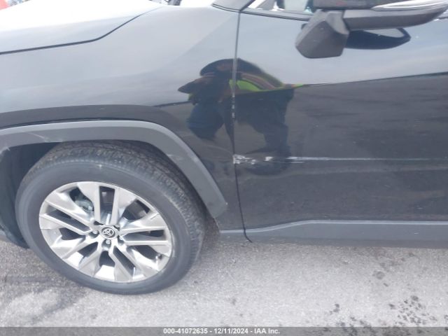 2T3A1RFV5MC208886 Toyota Rav4 Xle Premium