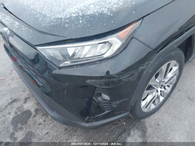 2T3A1RFV5MC208886 Toyota Rav4 Xle Premium