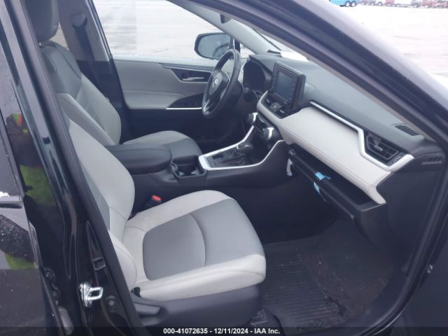 2T3A1RFV5MC208886 Toyota Rav4 Xle Premium