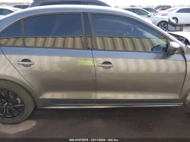 3VW2K7AJ3EM331501 Volkswagen Jetta 2.0l S
