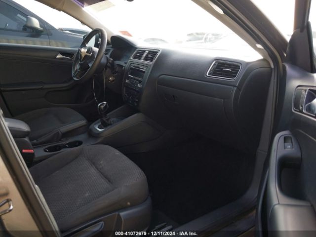3VW2K7AJ3EM331501 Volkswagen Jetta 2.0l S