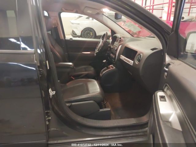 1C4NJDEB4ED885744 Jeep Compass Latitude