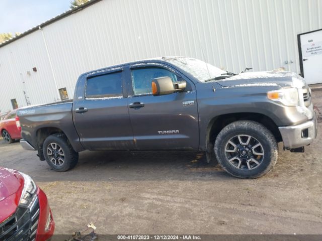 5TFDY5F18EX394014 Toyota Tundra Sr5 5.7l V8
