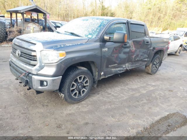 5TFDY5F18EX394014 Toyota Tundra Sr5 5.7l V8