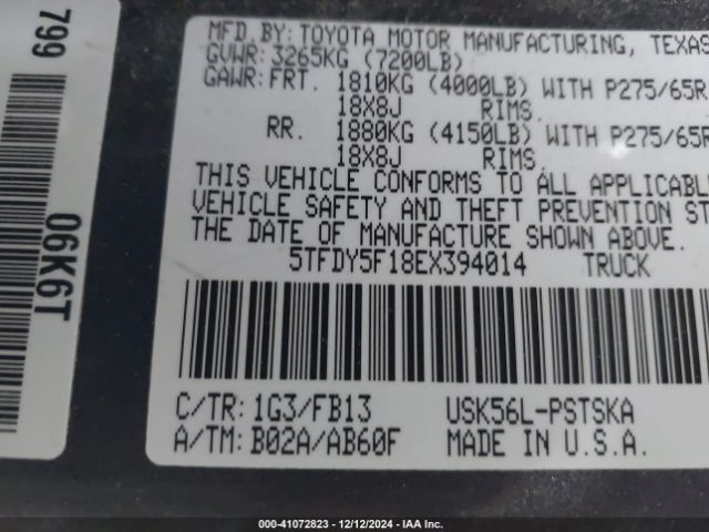 5TFDY5F18EX394014 Toyota Tundra Sr5 5.7l V8