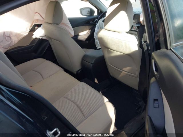 JM1BM1V77E1105578 Mazda Mazda3 I Touring