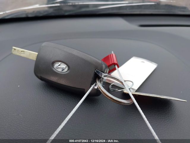 KM8K12AA6KU273587 Hyundai Kona Se