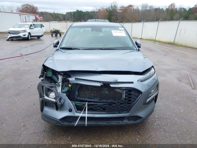 KM8K12AA6KU273587 Hyundai Kona Se