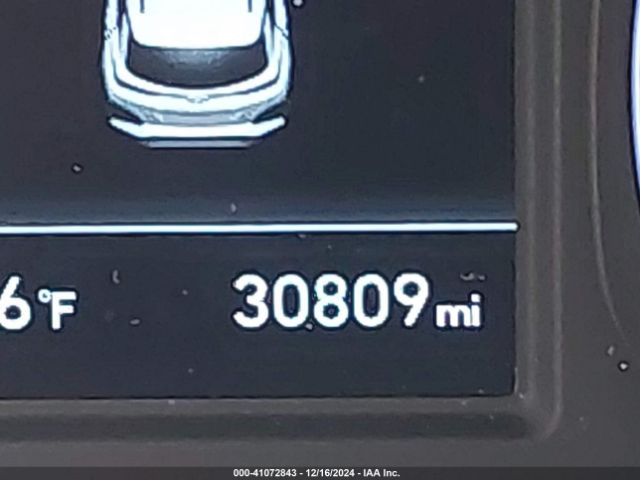 KM8K12AA6KU273587 Hyundai Kona Se