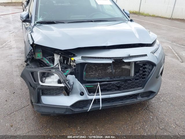 KM8K12AA6KU273587 Hyundai Kona Se