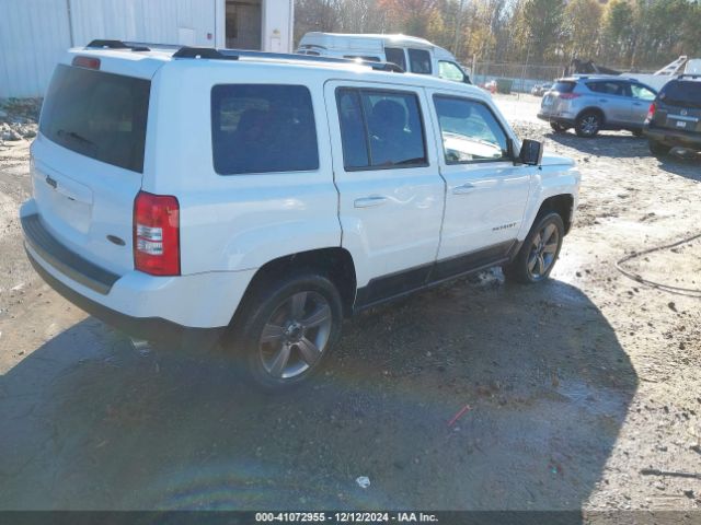 1C4NJPBA2GD812842 Jeep Patriot Sport Se