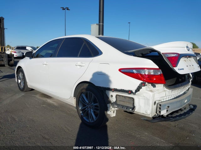 4T1BF1FK3FU487133 Toyota CAMRY SE