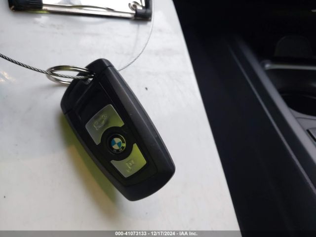 WBA3C3C5XEP661446 BMW 320i Xdrive