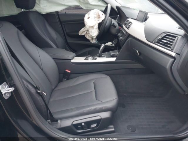 WBA3C3C5XEP661446 BMW 320i Xdrive