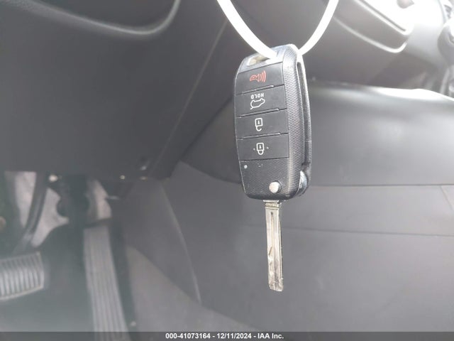 KIA Soul 2015 KNDJN2A25F7207890 Image 11