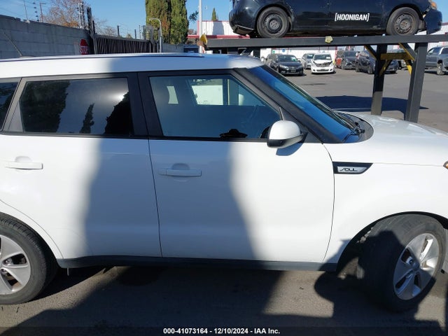 KIA Soul 2015 KNDJN2A25F7207890 Image 13