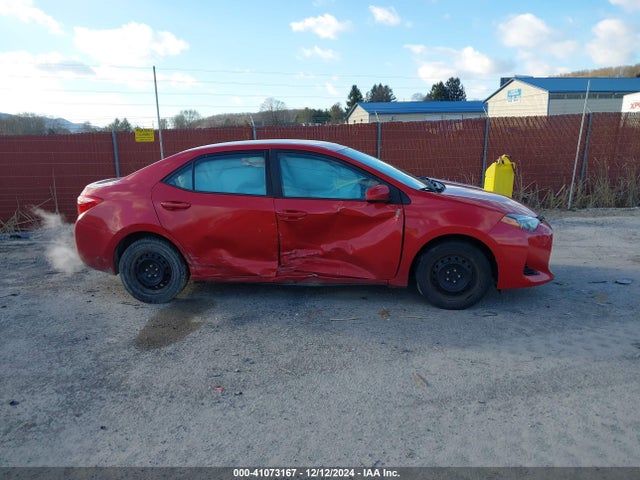 Toyota COROLLA LE 2018 5YFBURHE1JP755165 Image 13