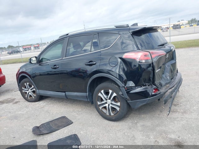 Toyota RAV4 LE 2017 2T3ZFREV3HW352561 Image 14