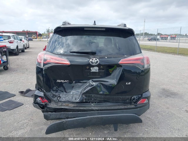Toyota RAV4 LE 2017 2T3ZFREV3HW352561 Image 16