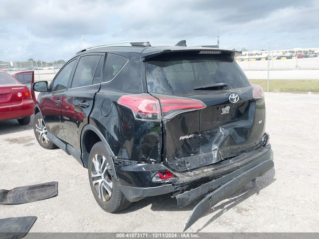 Toyota RAV4 LE 2017 2T3ZFREV3HW352561 Image 6