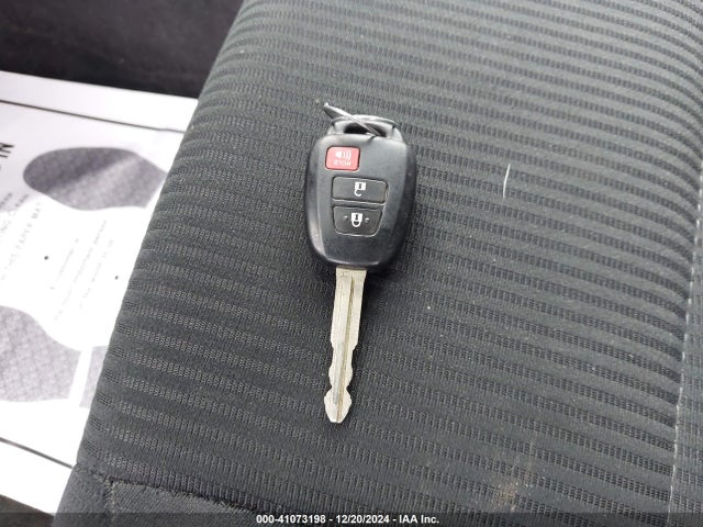 Toyota Rav4 Xle 2015 2T3RFREV5FW331904 Image 11
