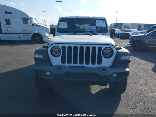 1C4HJXDN8LW120502 Jeep Wrangler Unlimited Sport Altitude 4x4