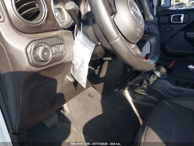 1C4HJXDN8LW120502 Jeep Wrangler Unlimited Sport Altitude 4x4