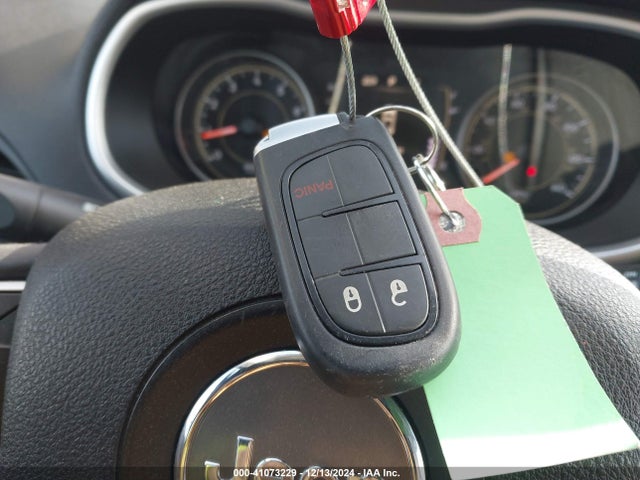 Jeep Cherokee Latitude 2014 1C4PJMCS3EW224769 Image 11