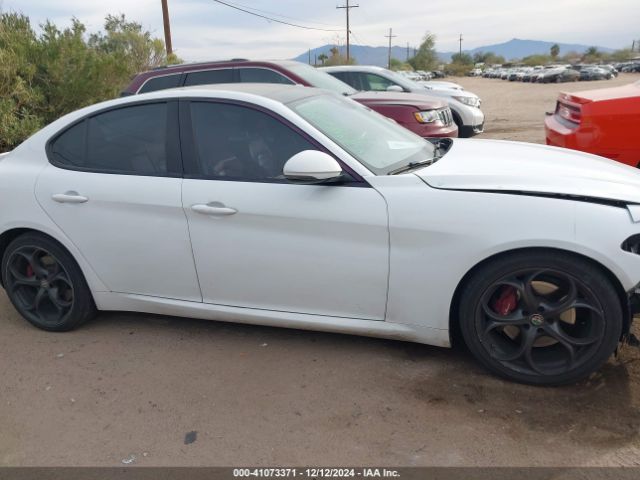 ZARFAMBN2K7604964 Alfa Romeo Giulia Ti Sport Rwd