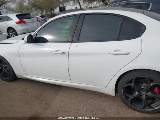 ZARFAMBN2K7604964 Alfa Romeo Giulia Ti Sport Rwd