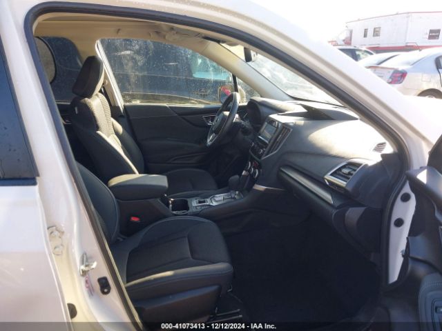 JF2SKAGC5KH593806 Subaru Forester Premium
