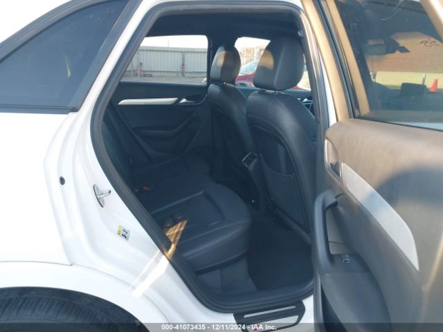 WA1BCCFS2JR000549 Audi Q3 2.0t Premium/2.0t Sport Premium