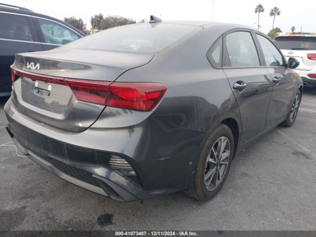 3KPF24AD4PE657320 KIA Forte Lxs
