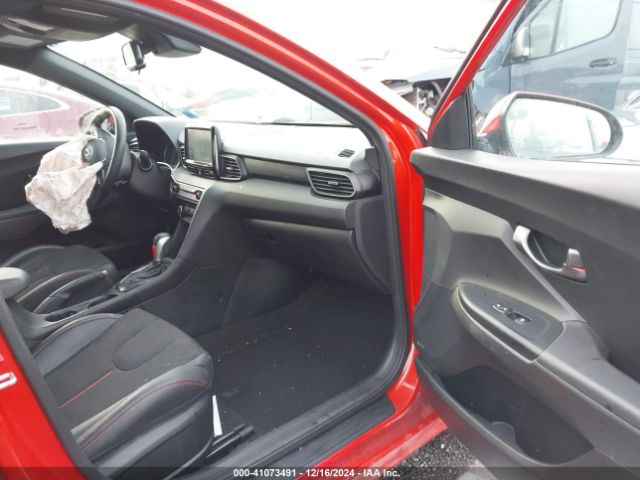 KMHTG6AF6KU005046 Hyundai Veloster 2.0 Premium