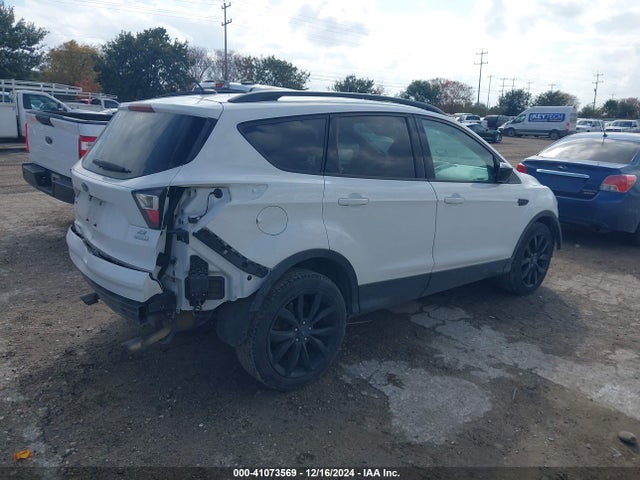 Ford ESCAPE SE 2017 1FMCU0G95HUF07000 Image 4