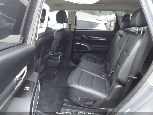5XYP2DHC9NG319557 KIA Telluride Lx