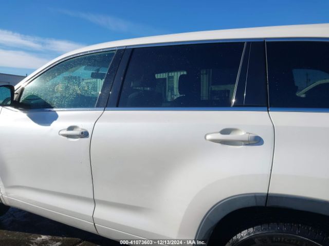 5TDZARFH9GS018591 Toyota Highlander Le