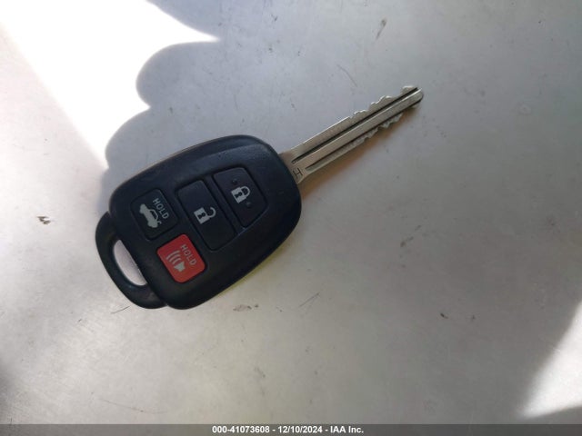 Toyota COROLLA SE 2018 5YFBURHE7JP796089 Image 11