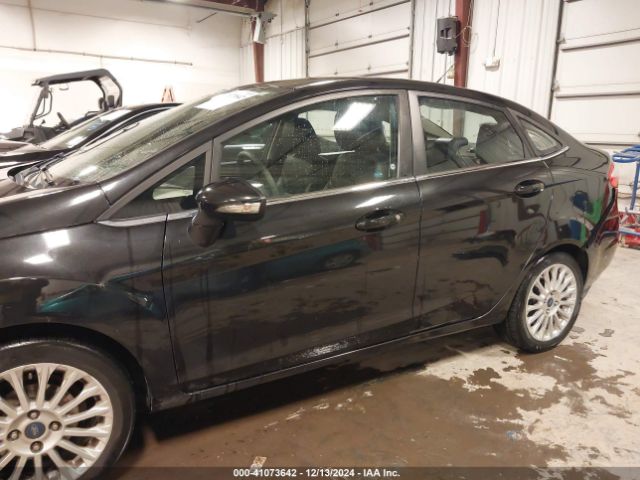 3FADP4CJ3EM106607 Ford Fiesta Titanium