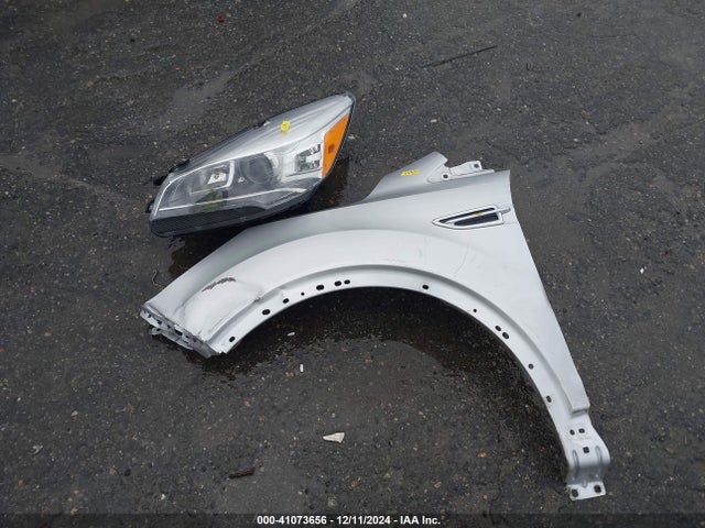 1FMCU9J9XFUB69328 Ford Escape Titanium