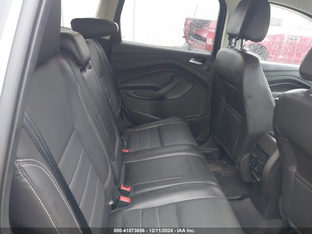 1FMCU9J9XFUB69328 Ford Escape Titanium