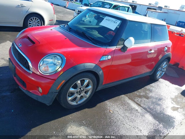 2008 MINI COOPER S WMWMF73598TV37182 Photo 1