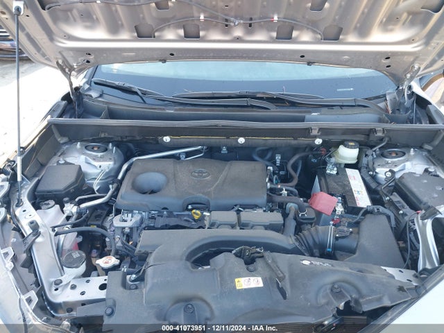 Toyota Rav4 Xle 2019 JTMW1RFV9KD016966 Image 10
