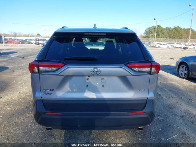 Toyota Rav4 Xle 2019 JTMW1RFV9KD016966 Image 16