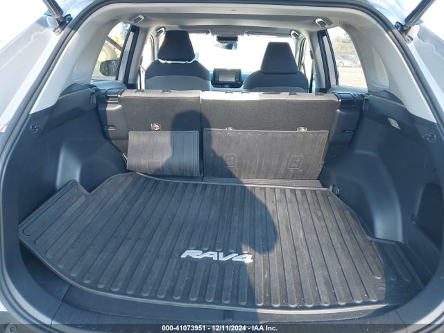 Toyota Rav4 Xle 2019 JTMW1RFV9KD016966 Image 17