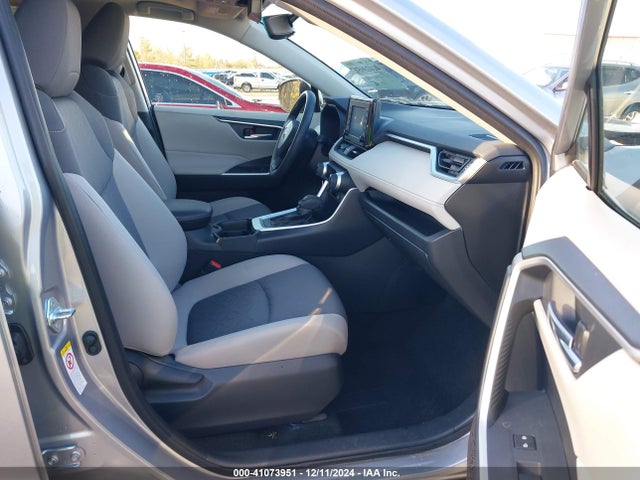 Toyota Rav4 Xle 2019 JTMW1RFV9KD016966 Image 5
