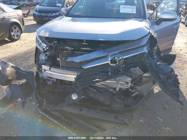 Toyota Rav4 Xle 2019 JTMW1RFV9KD016966 Image 6