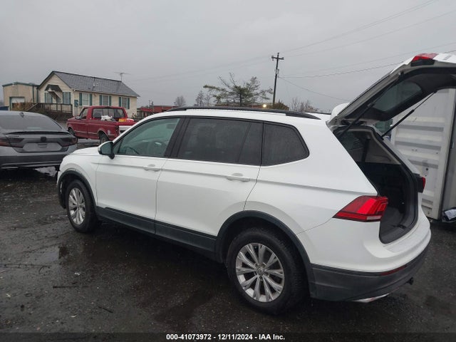 3VV1B7AX6JM098633 Volkswagen Tiguan 2.0t S
