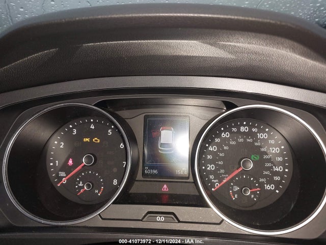3VV1B7AX6JM098633 Volkswagen Tiguan 2.0t S