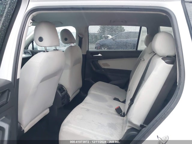 3VV1B7AX6JM098633 Volkswagen Tiguan 2.0t S